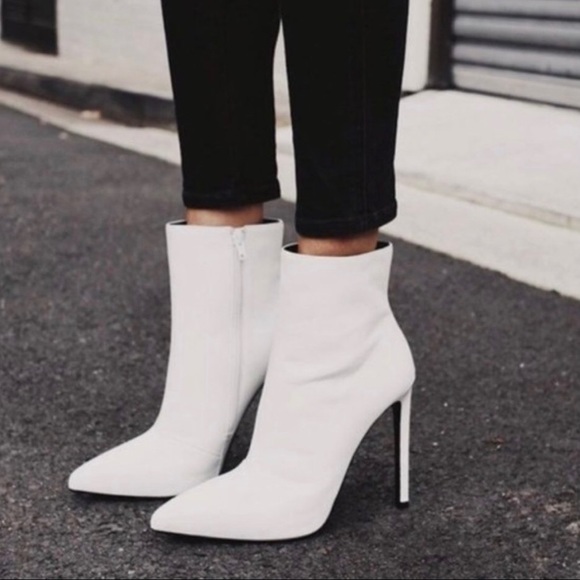 Tony Bianco White Stiletto High Heeled Pointed Ankle Pointy Boots
Booties 7.5 - Picture 3 of 10